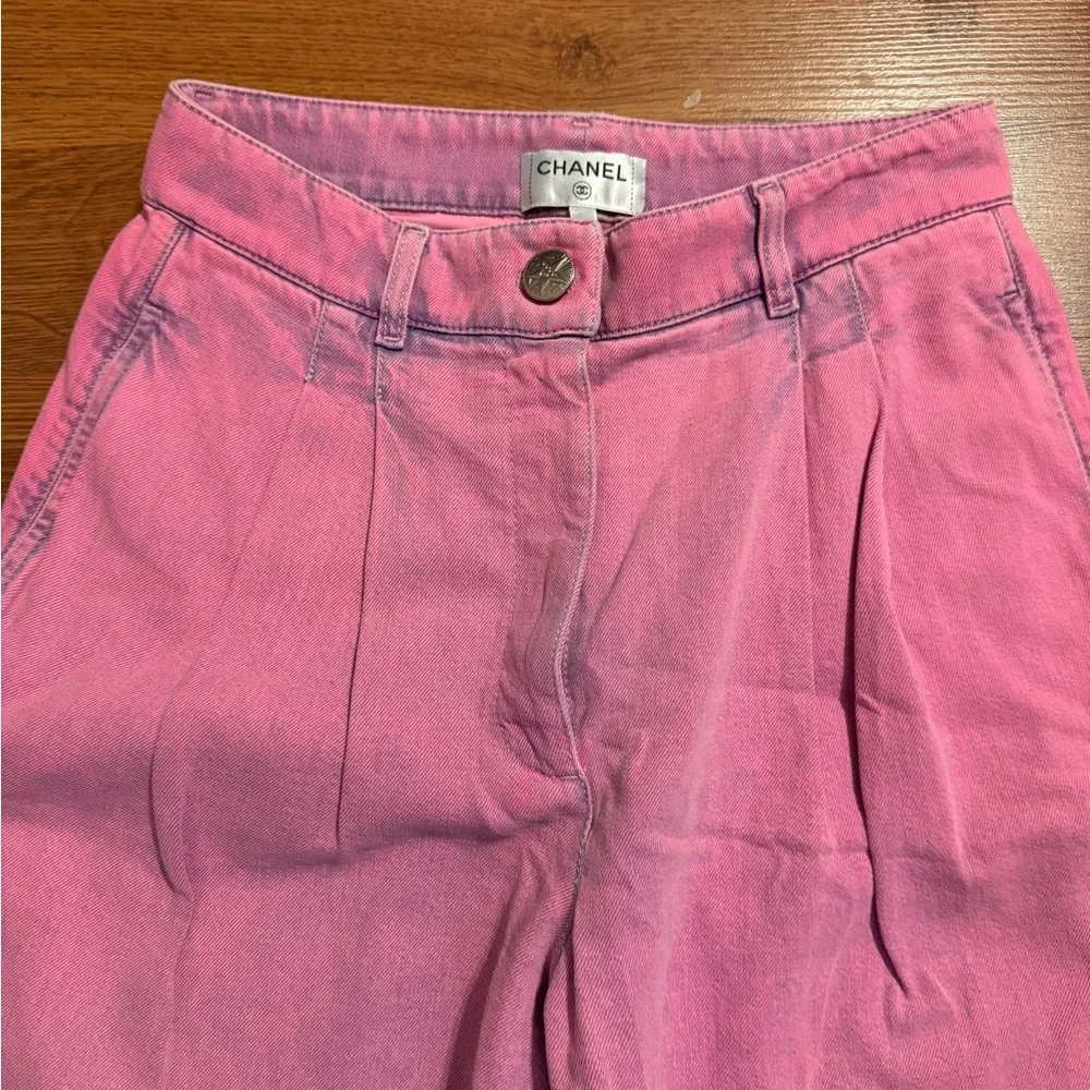 CHANEL WIDE LEG HIGH RISE JEANS - Picture 3 of 11